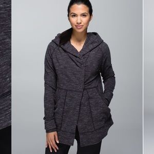 Lululemon | Find Your Centre Wrap 6